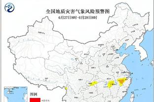 日本高中足球锦标赛，捕捉一枚楚楚动人的应援球迷